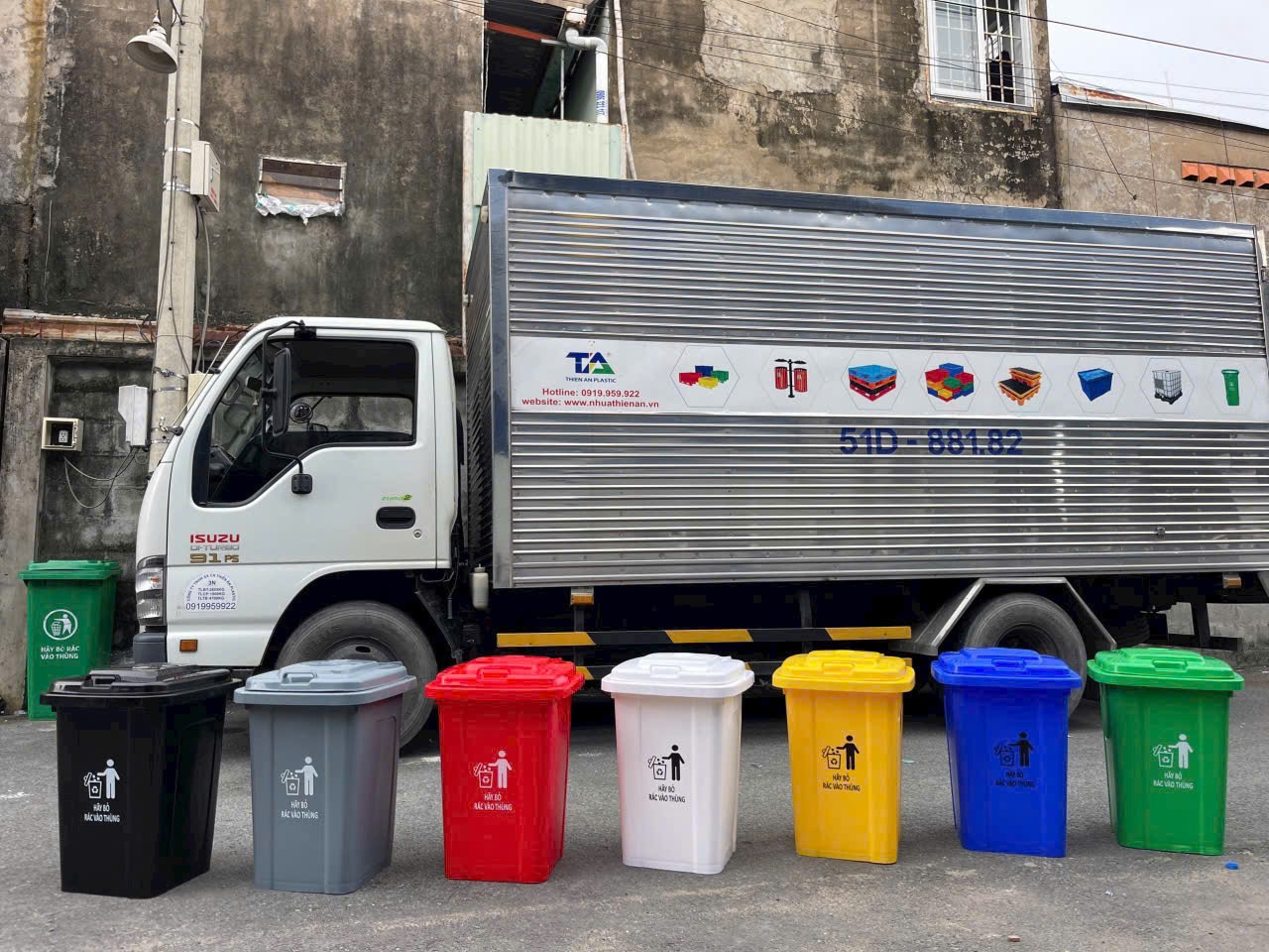 Chi Tiết Các Loại Thùng Rác Nhựa Phổ Biến Tại Bắc Ninh Do Thiên Ân Plastic Cung Cấp