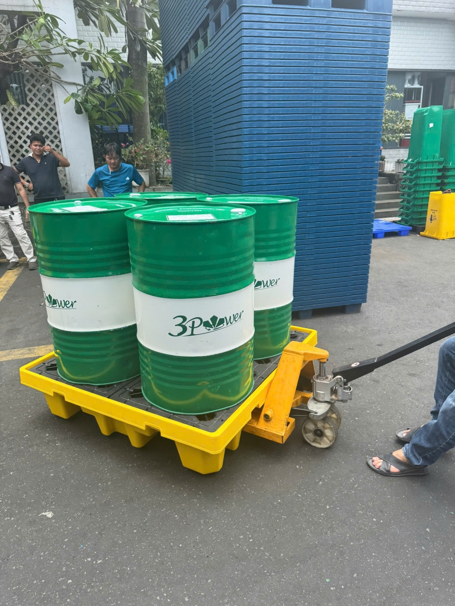 Pallet chống tràn 4 phuy