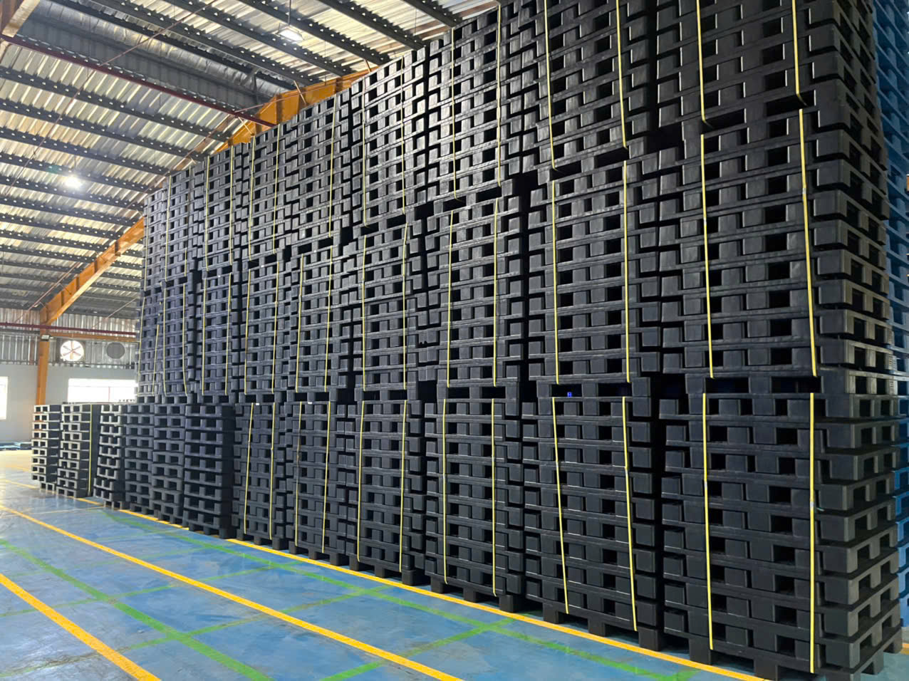 Báo Giá Pallet Nhựa Công Nghiệp Hà Tĩnh