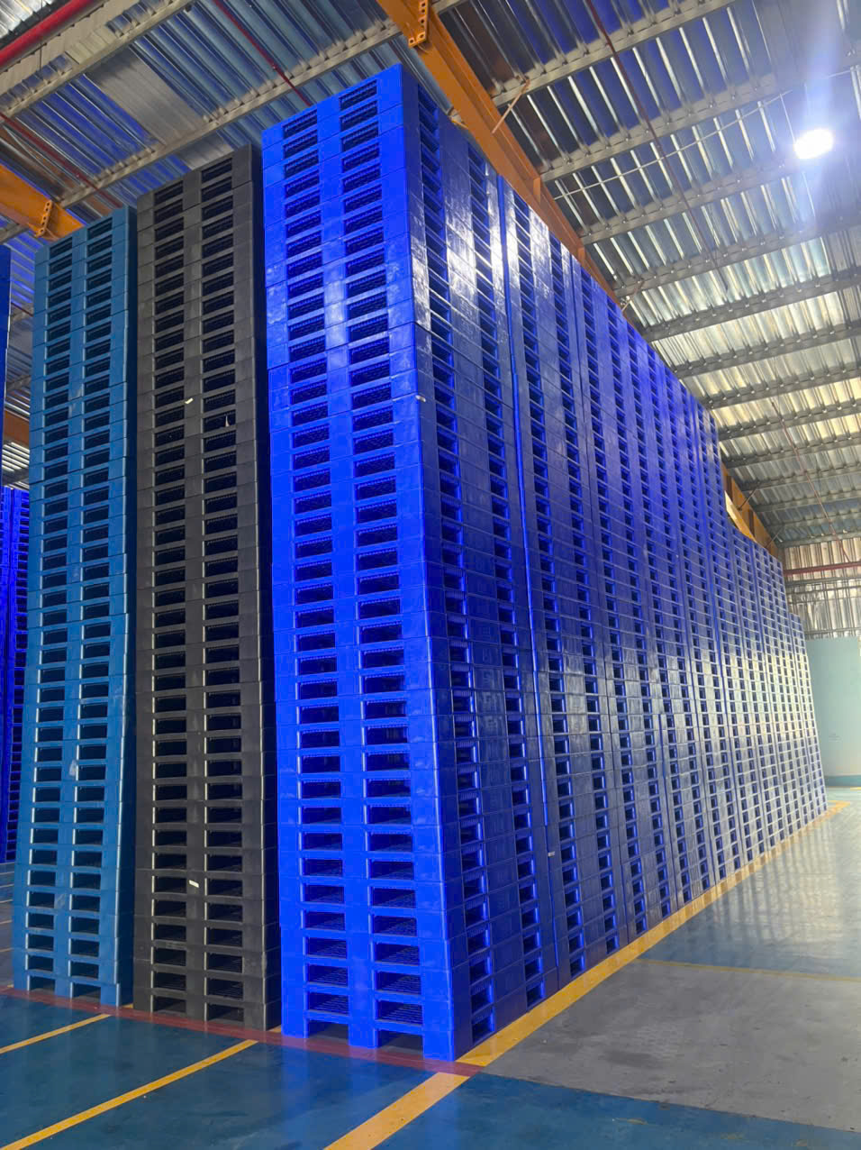 Báo Giá Pallet Nhựa Công Nghiệp Khánh Hòa
