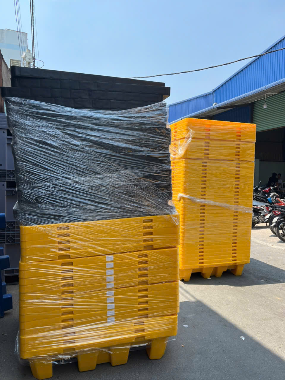 Báo Giá Pallet Nhựa Hưng Yên