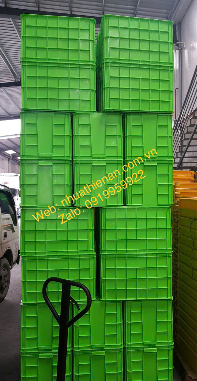 Báo Giá Thùng Nhựa Đặc Gia Lai