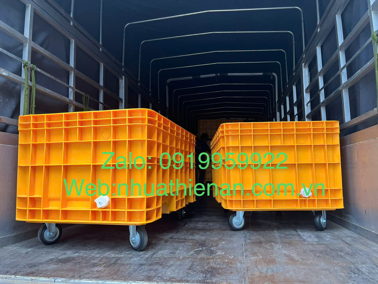 Báo Giá Thùng Nhựa Đặc Hà Tĩnh
