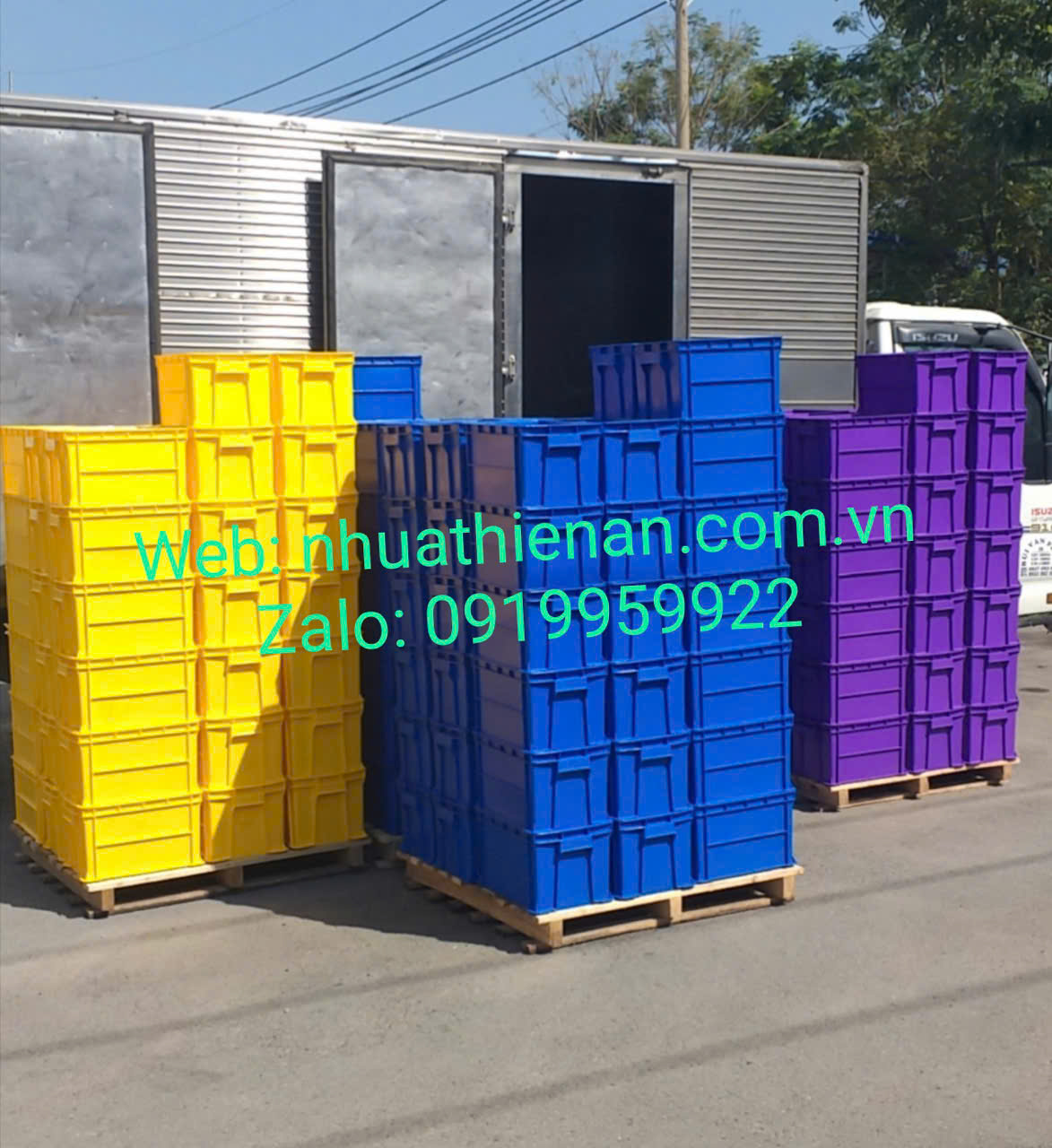 Báo Giá Thùng Nhựa Đặc Sơn La
