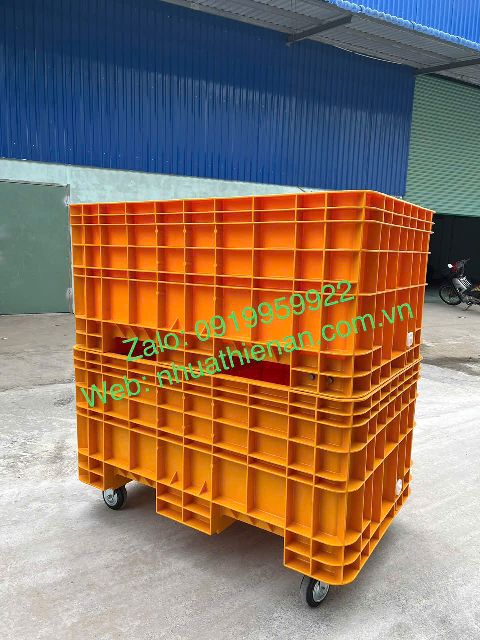 Báo Giá Thùng Nhựa Đặc Tuyên Quang